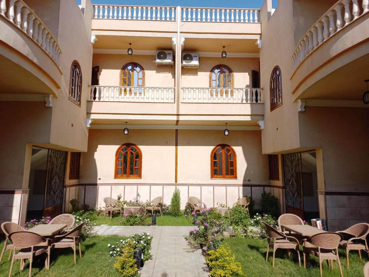 Mikhaila Guest House Luksor Exterior foto